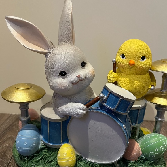Absolutely Adorable Easter Bunny and Chick Drummer Figurine- NWT - Picture 4 of 6